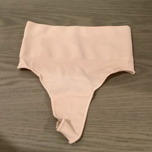 NWOT SKIMS Core Control Thong L/XL